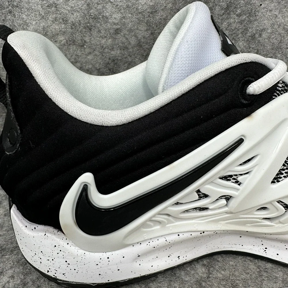Nike KD 15 Basketball Shoes Mens 13.5 Black White Speckled Oreo DO9826-100